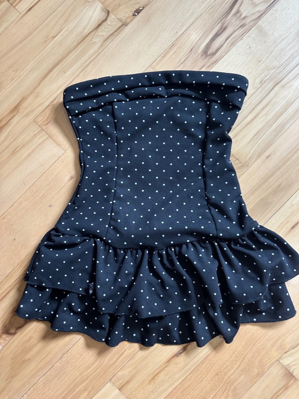 Windsor Black with White Polka Dot Strapless Mini size medium